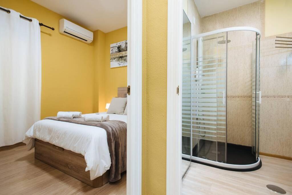 Cozy And Well Located Apartment In The Center Of Sevilla Buitenkant foto